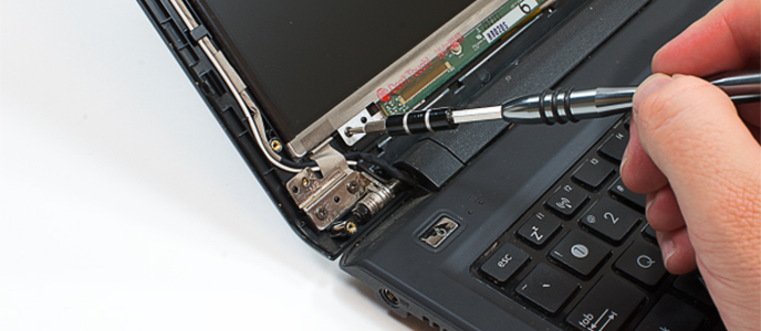 Changer votre écran PC portable CYBERTEK TOULOUSE-NORD 1